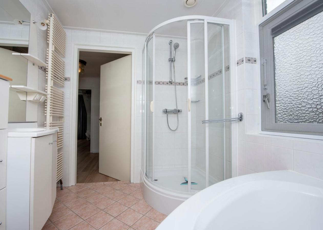 Vakantiehuis Bongel 1, Ter Herne Terherne Bagian luar foto